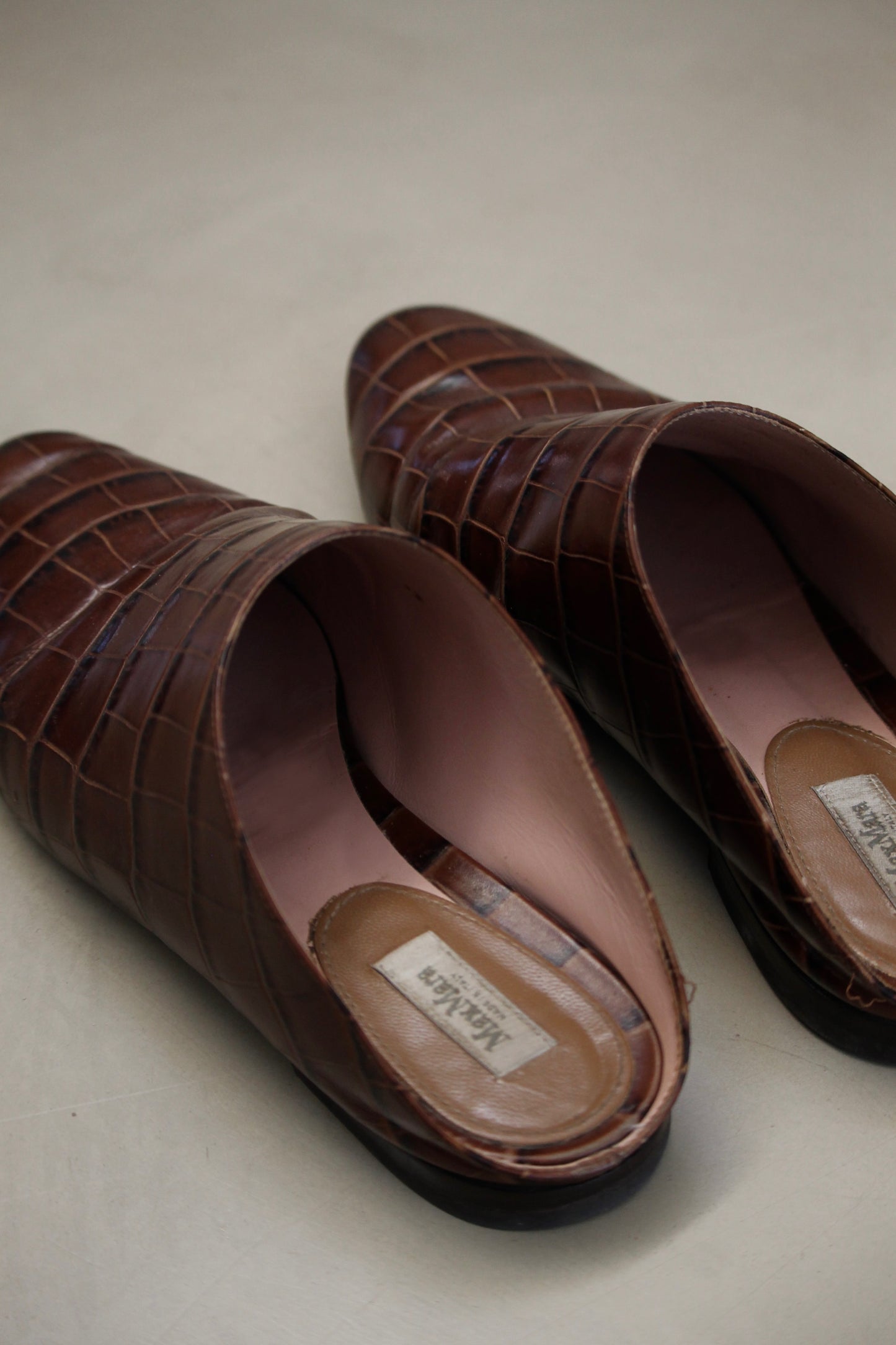 Max Mara leather mules